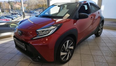 TOYOTA AYGO X 1.0 VVT-i Executive Smart CVT MAGYAR