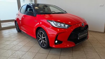 TOYOTA YARIS 1.5 Hybrid Premier Edition e-CVT +JBL MAGYAR