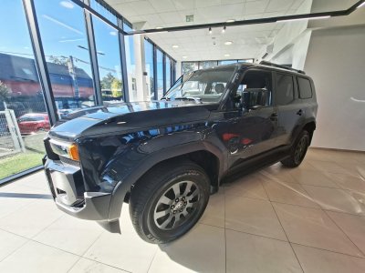 TOYOTA LAND CRUISER 2.8 D-4D Invincible (Automata)