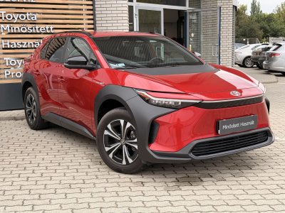 TOYOTA BZ4X Prestige 7kW AWD Mo.-i. 1 tulajdonos. Garanciális!