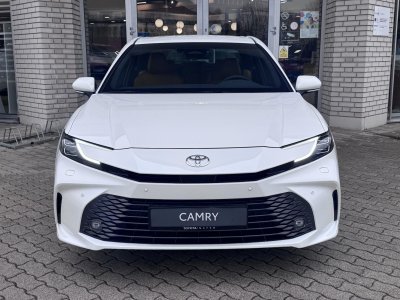 TOYOTA CAMRY 2.5 Hybrid Prestige e-CVT