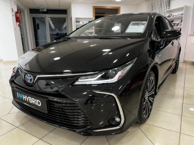TOYOTA COROLLA 1.8 Hybrid Executive e-CVT SEDAN 122 LE! KÉSZLETEN