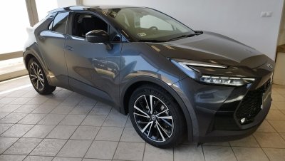 TOYOTA C-HR 2.0 Hybrid Executive AWD e-CVT MAGYAR