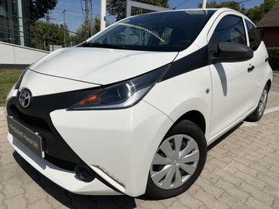 TOYOTA AYGO 1.0 x-cool