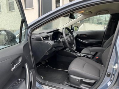 TOYOTA COROLLA 1.8 Hybrid Comfort Style Tech e-CVT