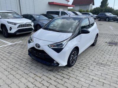 TOYOTA AYGO 1.0 Selection x-cite