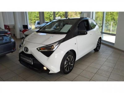 TOYOTA AYGO 1.0 Selection x-cite + cool + smart x-shift MAGYAR