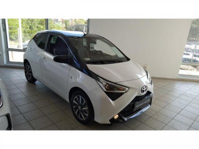 TOYOTA AYGO 1.0 Selection x-cite + cool + smart x-shift MAGYAR