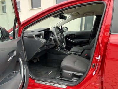 TOYOTA COROLLA Sedan 1.5 Comfort Style Tech CVT GYÁRTÓI GARANCIÁVAL!