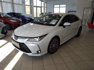 TOYOTA COROLLA Sedan 1.6 Comfort Style Tech CVT MAGYAR