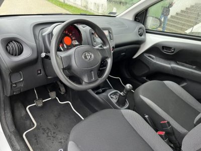 TOYOTA AYGO 1.0 x 2 ÉV GARANCIA