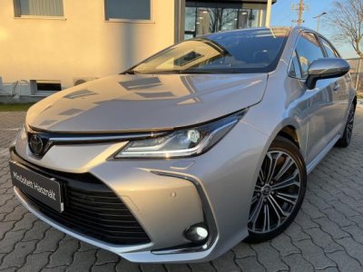 TOYOTA COROLLA Sedan 1.5 Comfort Style Tech GYÁRTÓI GARANCIÁVAL