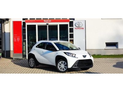 TOYOTA AYGO X 1.0 VVT-i Comfort CVT AZONNAL ELVIHETŐ