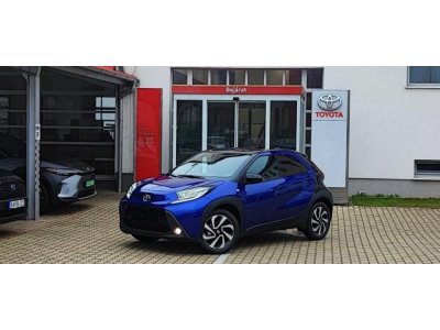 TOYOTA AYGO X 1.0 VVT-i Style Tech Vision AZONNAL ELVIHETŐ