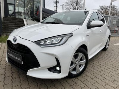 TOYOTA YARIS 1.5 Hybrid Comfort Style Tech e-CVT