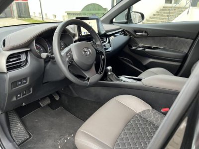 TOYOTA C-HR 2.0 Hybrid Executive e-CVT