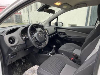 TOYOTA YARIS 1.0 Active 2 ÉV GARANCIÁVAL