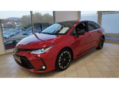 TOYOTA COROLLA Sedan 1.8 Hybrid GR-Sport e-CVT MAGYAR