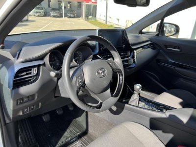 TOYOTA C-HR 1.2T Style GYÁRTÓI GARANCIÁVAL