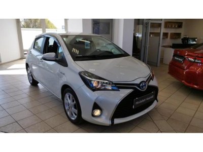 TOYOTA YARIS 1.5 HSD Lounge (Automata) MAGYAR