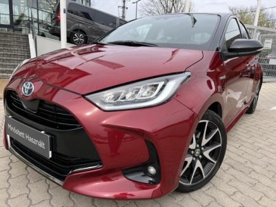 TOYOTA YARIS 1.5 Hybrid Selection Style e-CVT