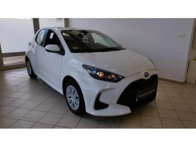 TOYOTA YARIS 1.5 Hybrid Active e-CVT MAGYAR