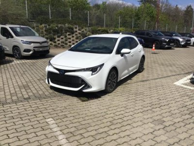 TOYOTA COROLLA 2.0 Hybrid Executive e-CVT