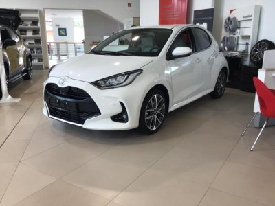 TOYOTA YARIS 1.5 VVT-i Executive VIP CVT