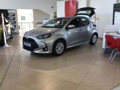 TOYOTA YARIS 1.5 Hybrid Comfort Tech e-CVT
