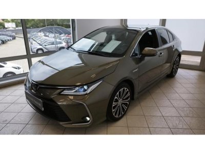 TOYOTA COROLLA Sedan 1.8 Hybrid Comfort Style Tech e-CVT MAGYAR
