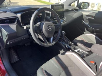 TOYOTA COROLLA Sedan 1.8 Hybrid GR-Sport e-CVT