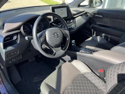 TOYOTA C-HR 1.8 Hybrid Executive e-CVT