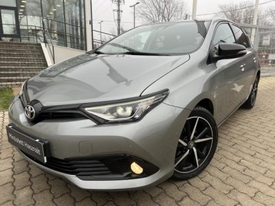 TOYOTA AURIS 1.6 Selection