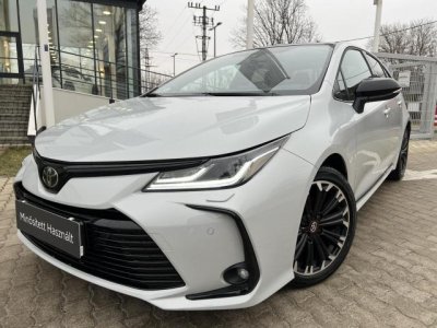 TOYOTA COROLLA Sedan 1.8 Hybrid GR-Sport e-CVT