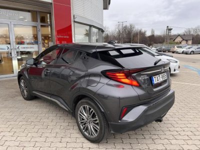 TOYOTA C-HR 1.8 Hybrid Executive e-CVT Mo.-i. 1 tulajdonos