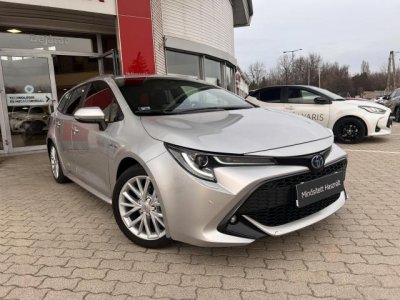 TOYOTA COROLLA Touring Sports 1.8 Hybrid Comfort Style e-CVT Mo.-i. 1 tulajdonos. Téli-Nyári kerék !