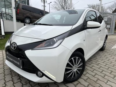TOYOTA AYGO 1.0 x-cellent