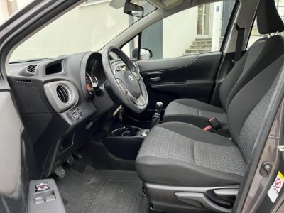 TOYOTA YARIS 1.33 Active