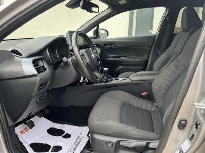 TOYOTA C-HR 1.2T Style + Navi