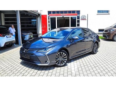 TOYOTA COROLLA Sedan 1.5 Comfort Style Tech