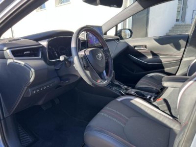 TOYOTA COROLLA Sedan 1.8 Hybrid GR-Sport e-CVT