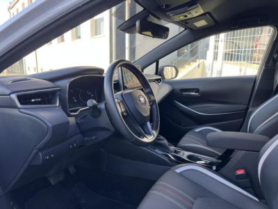 TOYOTA COROLLA Sedan 1.8 Hybrid GR-Sport e-CVT