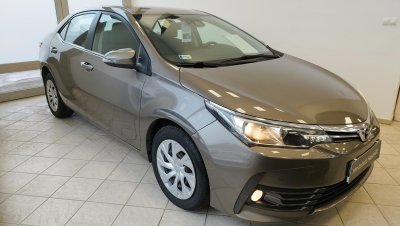 TOYOTA COROLLA Sedan 1.6 Active Comfort (Automata) MAGYAR