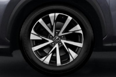 Lexus NX téli szerelt kerék Goodyear 235/60R18