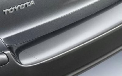 Toyota Avensis lökhárító védőfólia 2003-2008