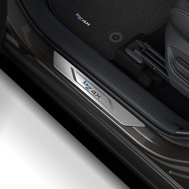 Toyota bZ4X Alumínium első küszöbtakaró 2022-