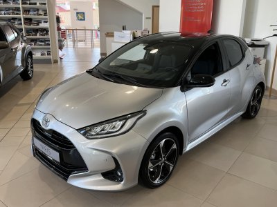 TOYOTA YARIS 1.5 Hybrid Premier Edition e-CVT
