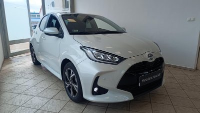 TOYOTA YARIS 1.5 Hybrid Style e-CVT MAGYAR 800 km!!!