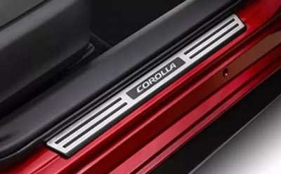 Toyota Corolla alumínium küszöbtakaró készlet