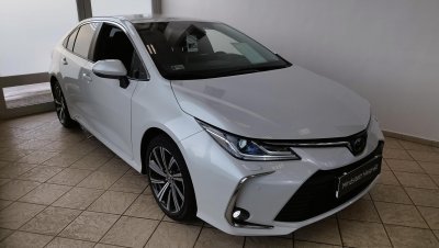 TOYOTA COROLLA Sedan 1.5 Comfort Style Tech MAGYAR